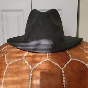 GIGI Pip Leo Felt Hat, Dark Gray, 57 S/M